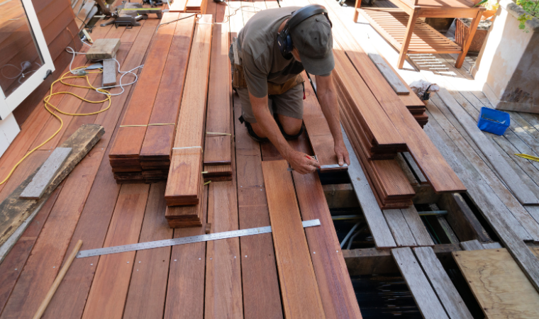 deck construction in Balcones Heights