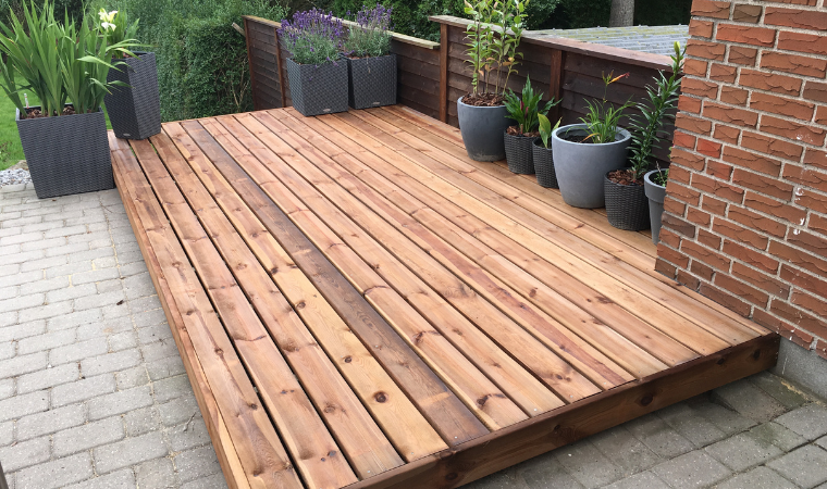 deck construction in Dominion