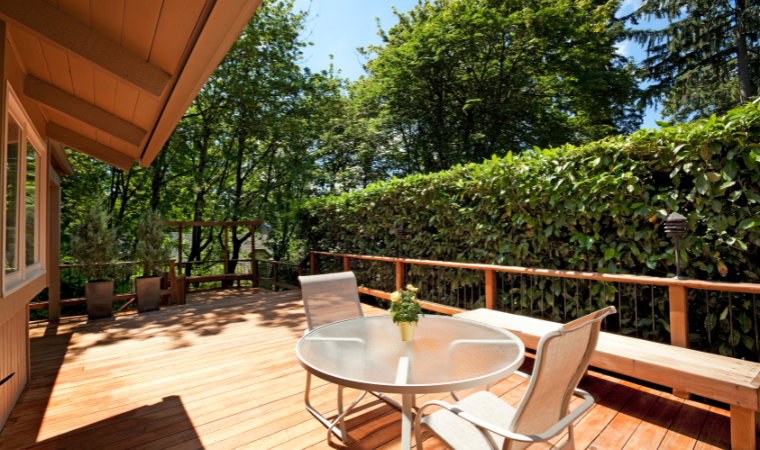 deck construction in Shorts Corner
